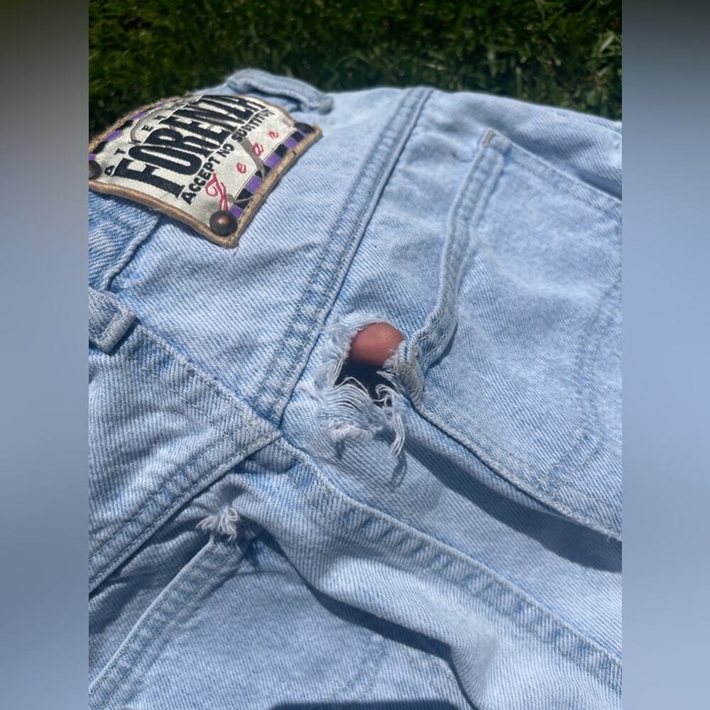 90s Vintage High Waisted Forenza Light Wash Jeans - Picture 8 of 13
